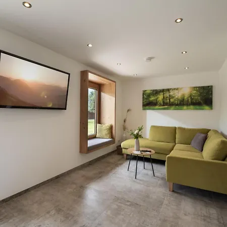 Bergpanorama Daire Kössen